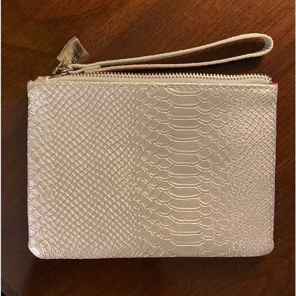 Rodan & Fields Silver Animal Skin Cosmetics Bag - Picture 4 of 4